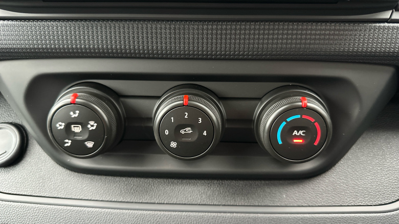 Renault Trafic Swb Diesel SL30 Blue dCi 130 Advance [Safety] Van